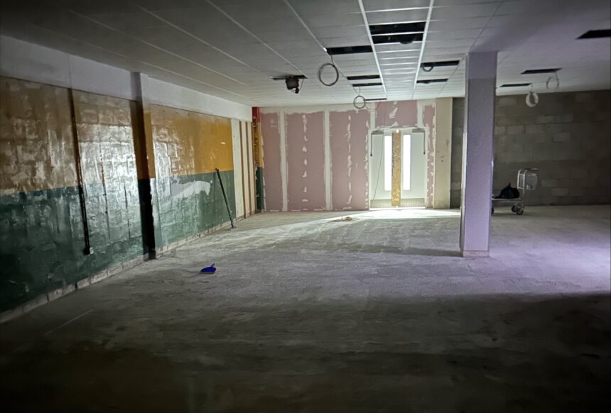 F. Ball Technical Representative, Gary Kenworthy, advises on the best approach for creating a smooth wearing surface at a self-storage unit.